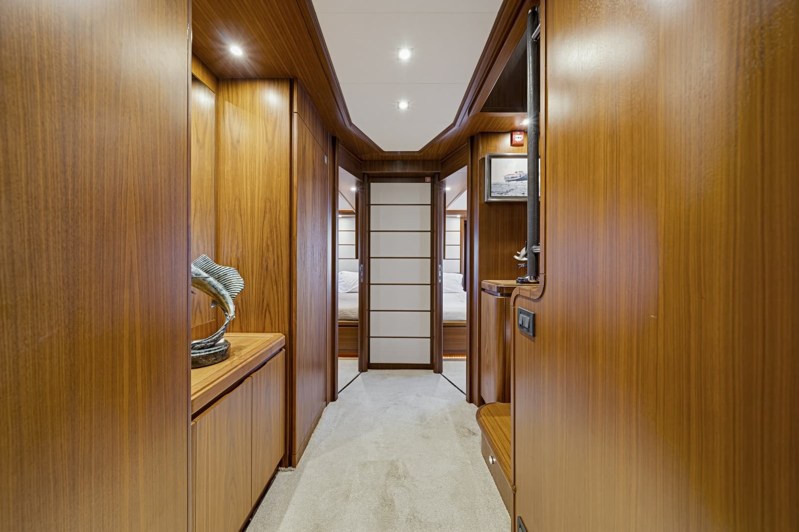 2016 Ferretti Yachts Custom Line - Photo 38