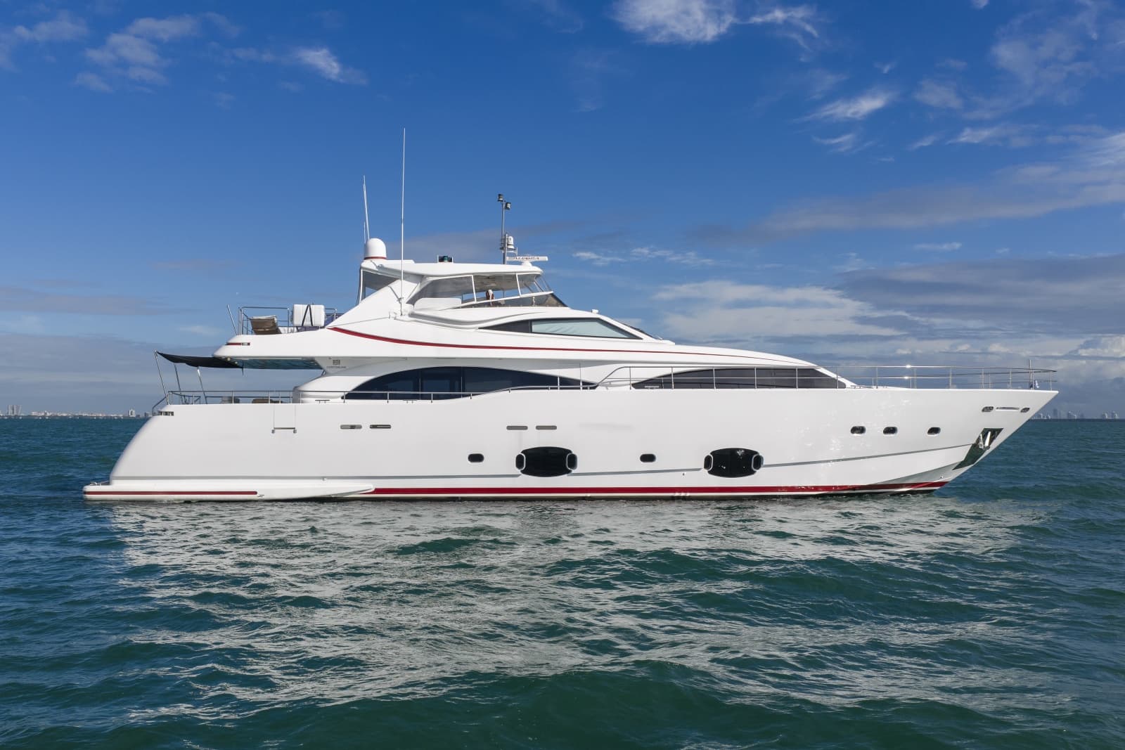 2016 Ferretti Yachts Custom Line - Photo 8