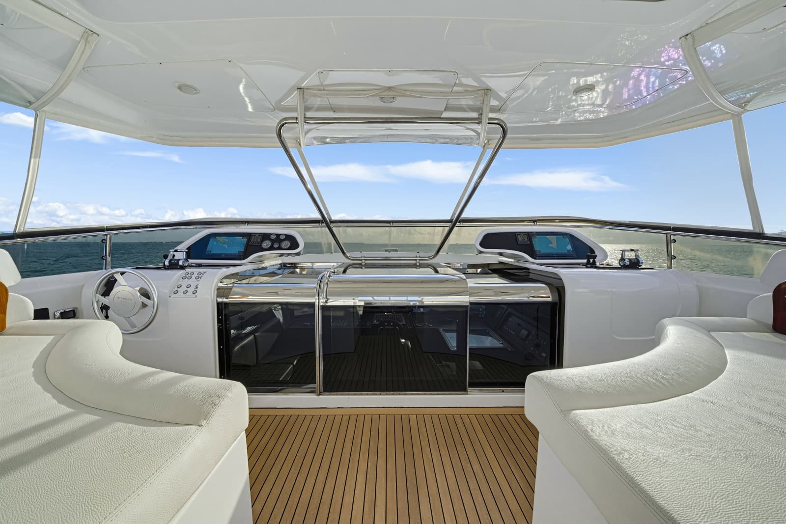 2016 Ferretti Yachts Custom Line - Photo 55