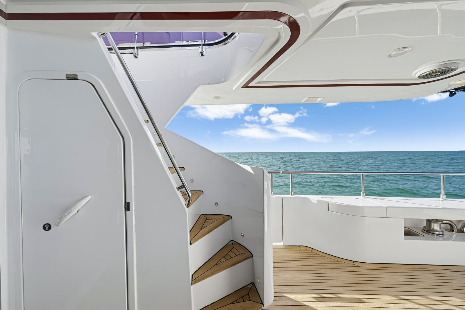 2016 Ferretti Yachts Custom Line - Photo 47
