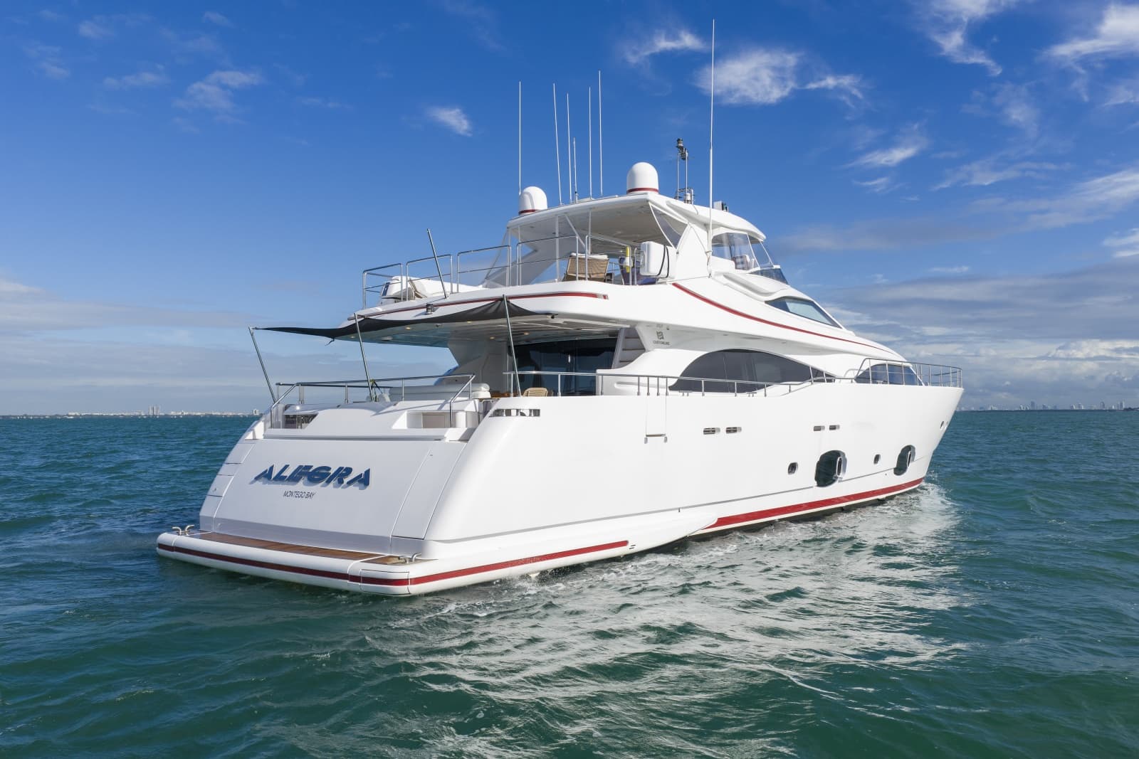 2016 Ferretti Yachts Custom Line - Photo 9