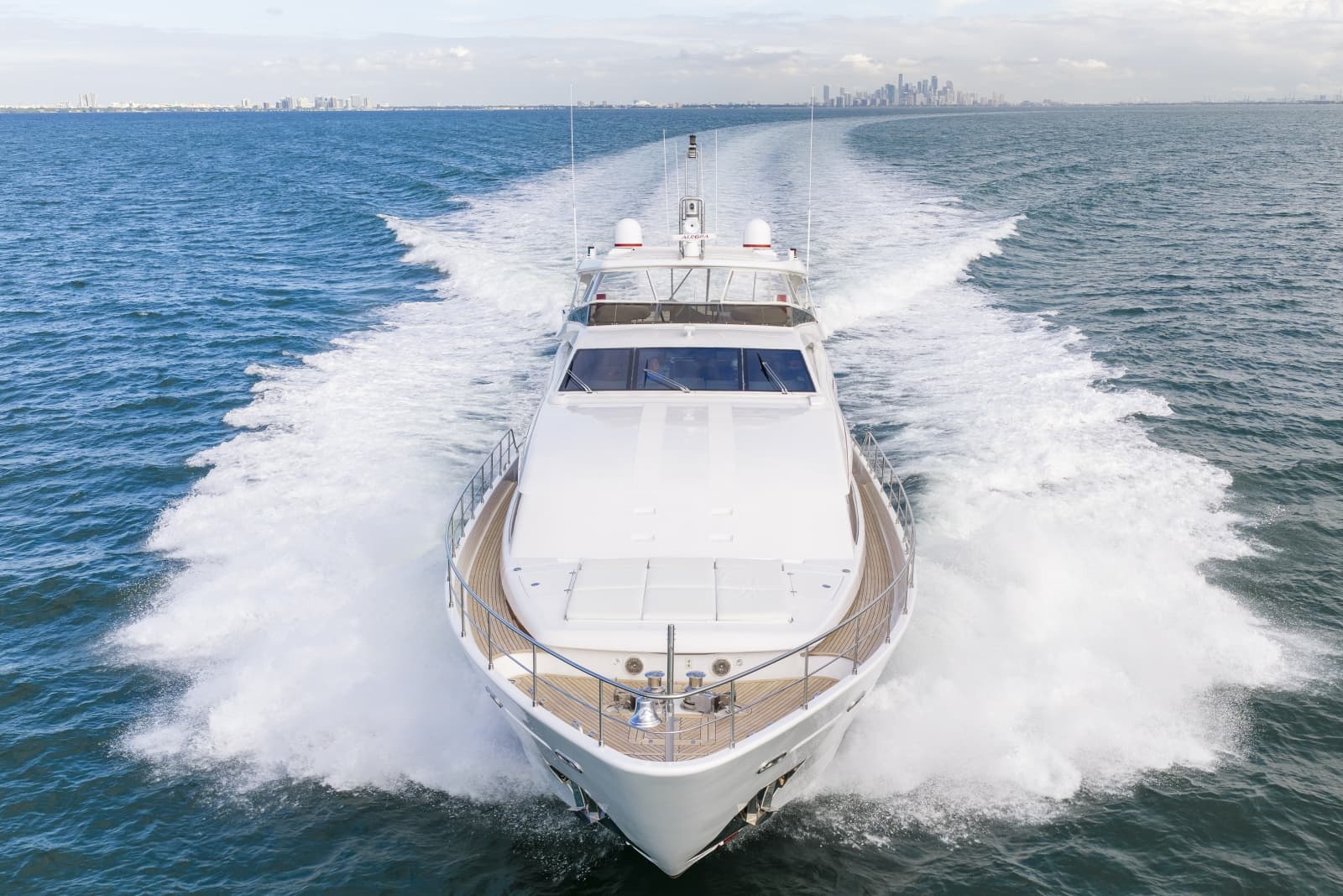 2016 Ferretti Yachts Custom Line - Photo 3