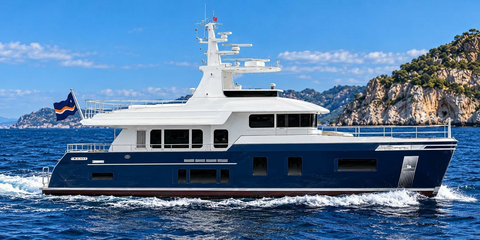 2026 Custom Monarch 66 Dauntless - Photo 1