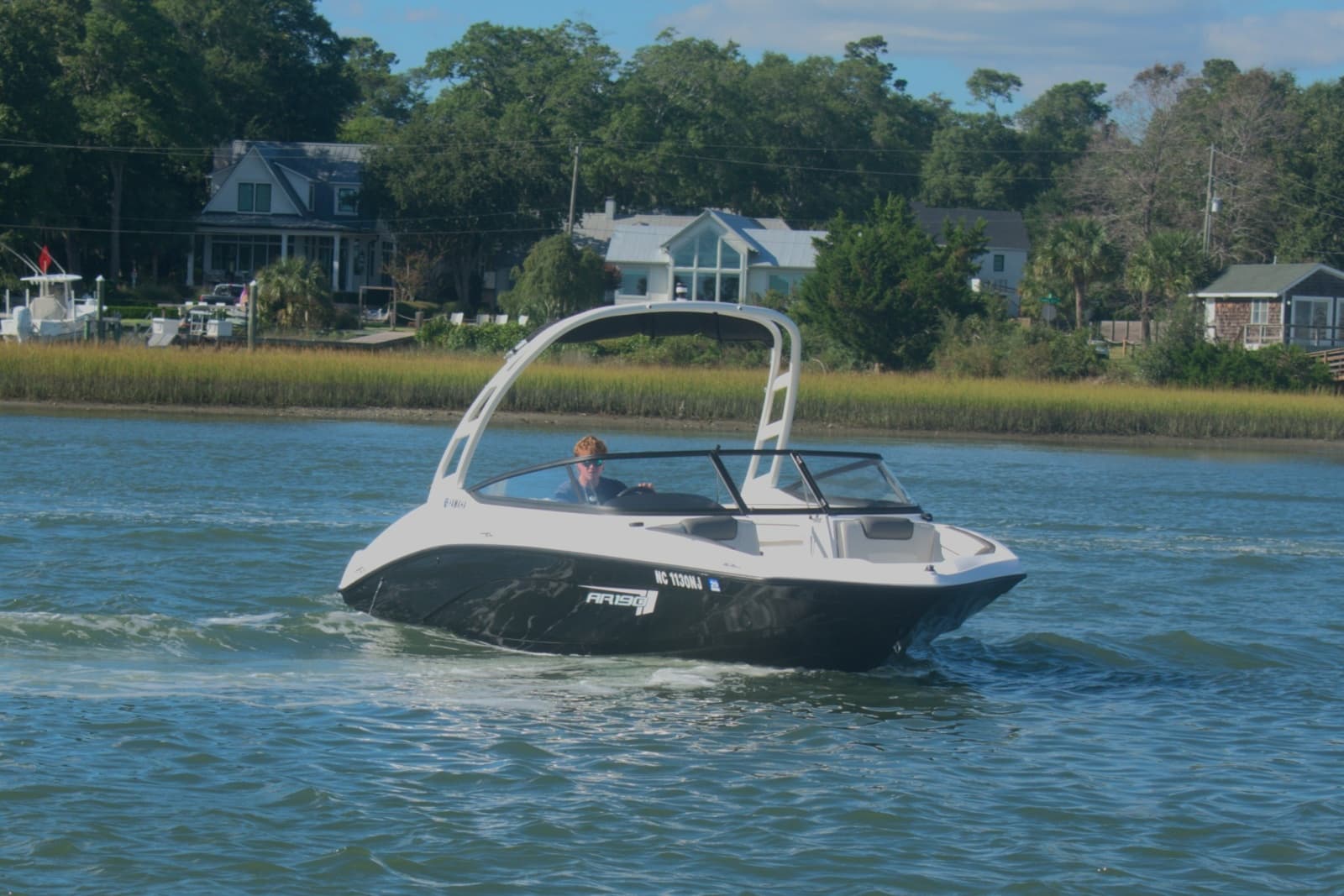 2025 Yamaha Boats AR190 - Photo 5
