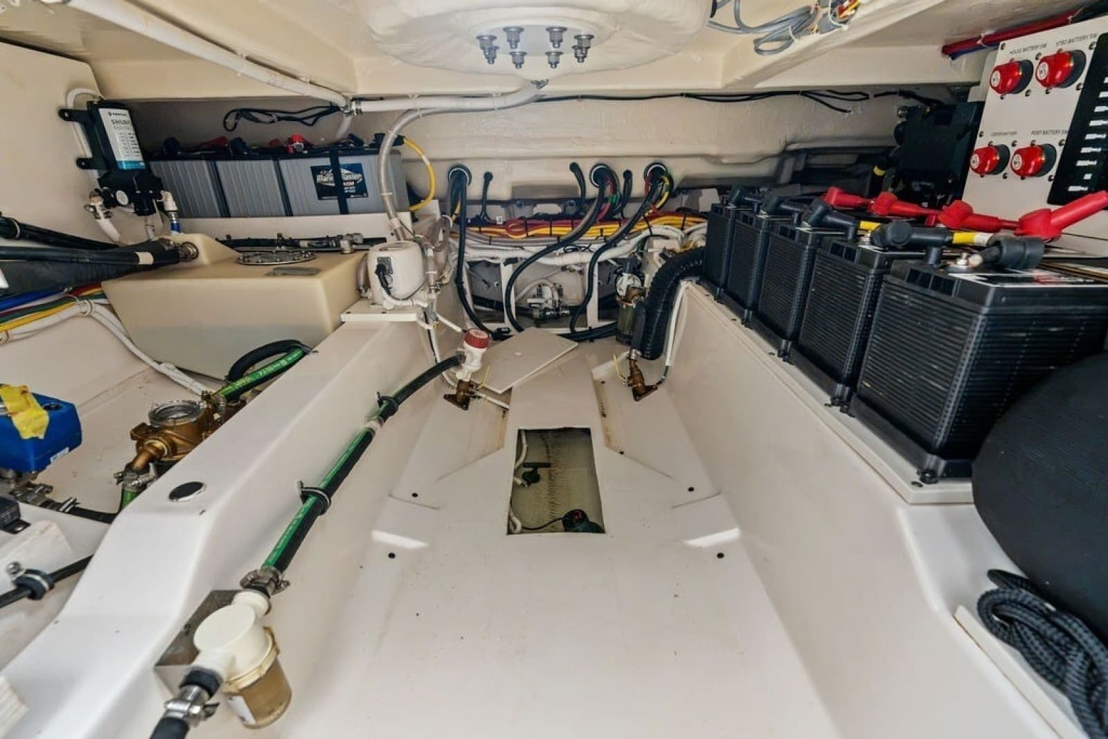 2024 Tiara Yachts 38 LS - Photo 60
