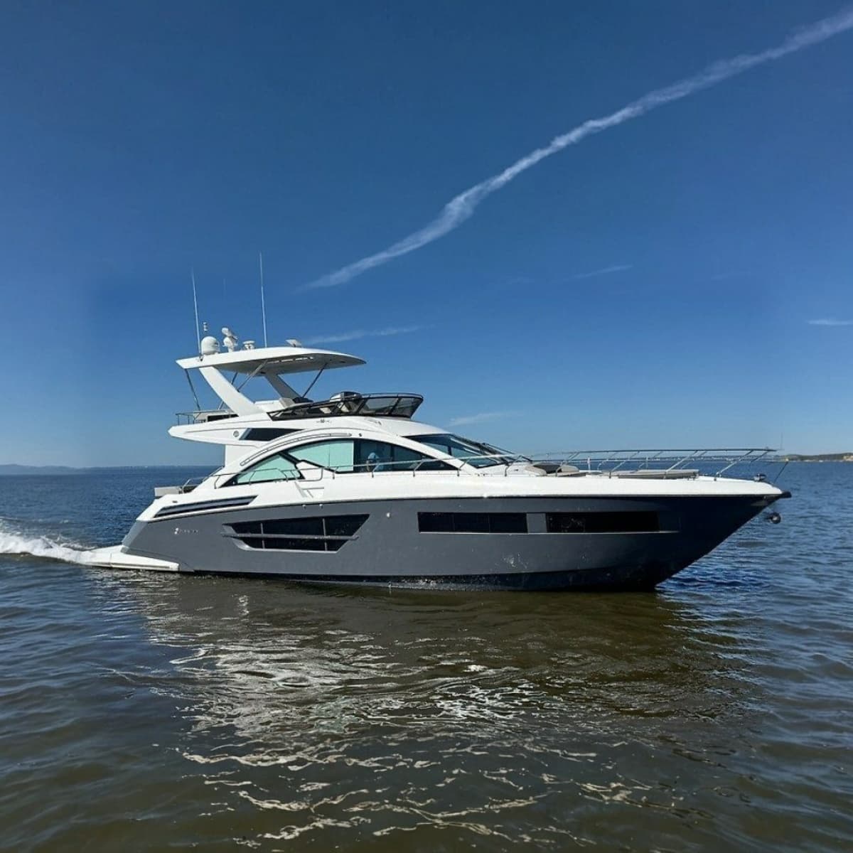 2023 Cruisers Yachts 60 Fly - Photo 1