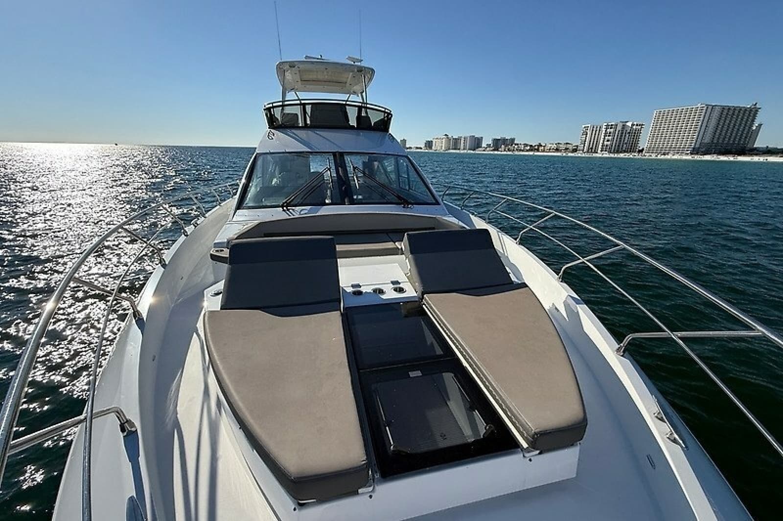 2023 Cruisers Yachts 60 Fly - Photo 34