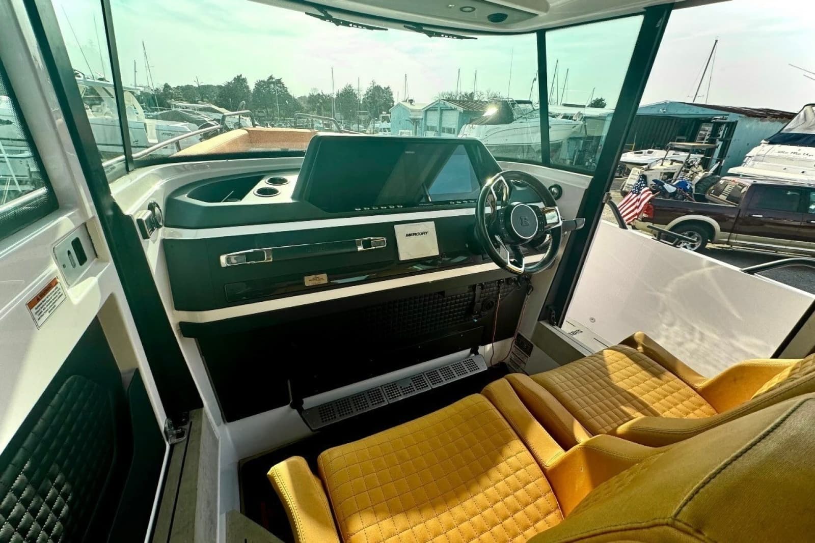2021 Axopar Brabus 28 Cabin - Photo 23