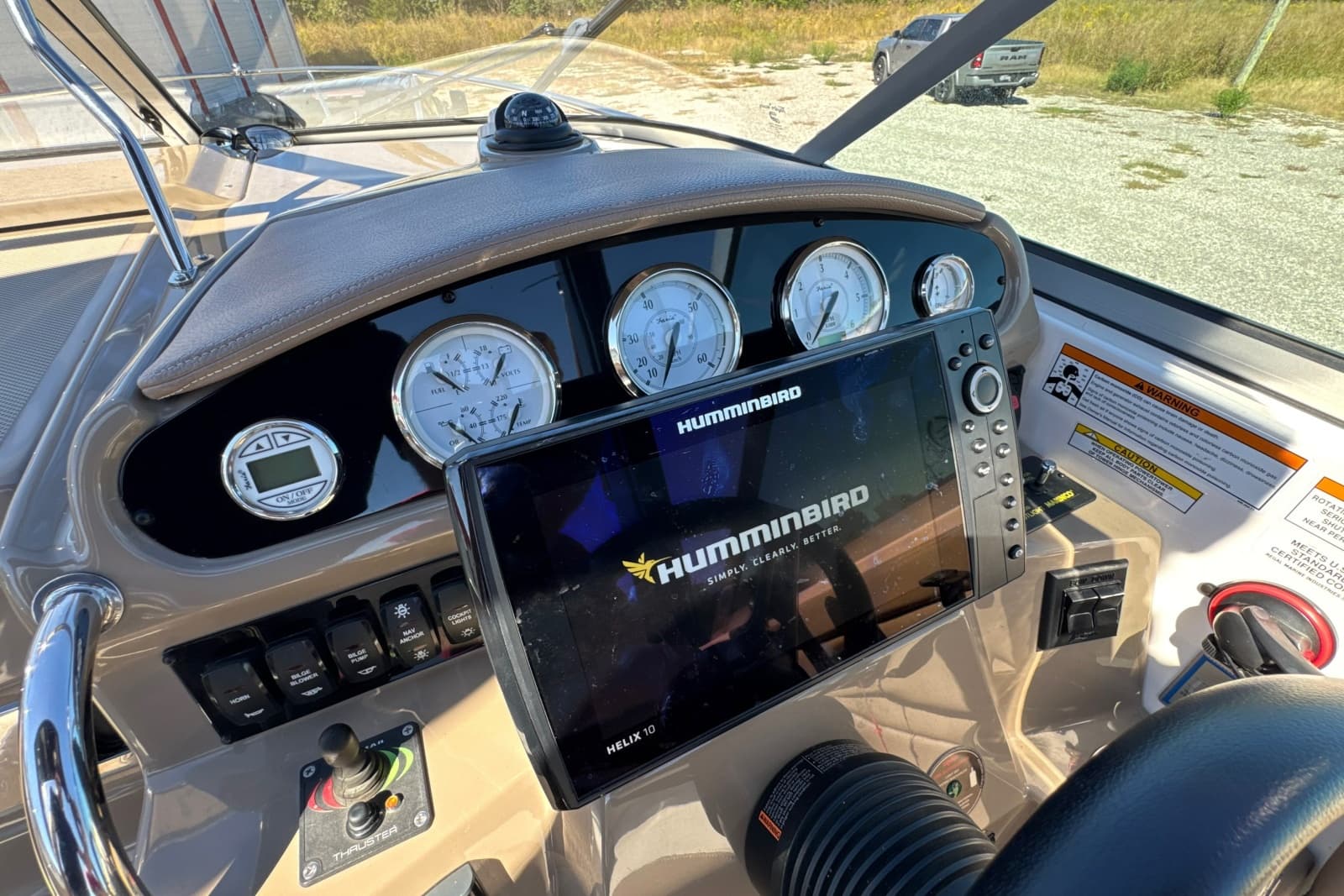 2017 Regal 28 Express - Photo 46