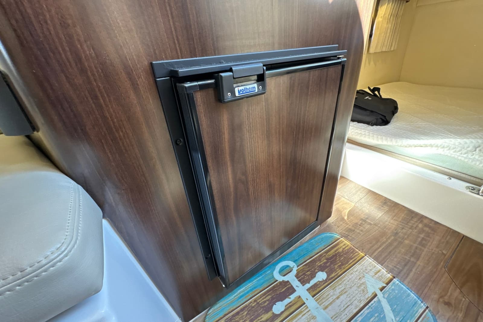 2017 Regal 28 Express - Photo 89