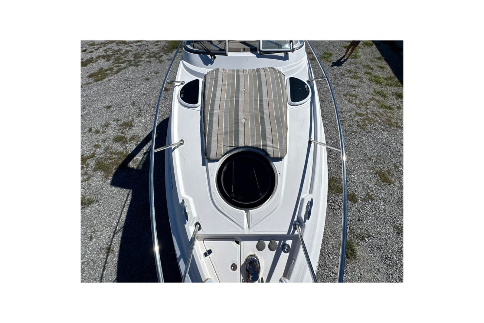 2017 Regal 28 Express - Photo 58
