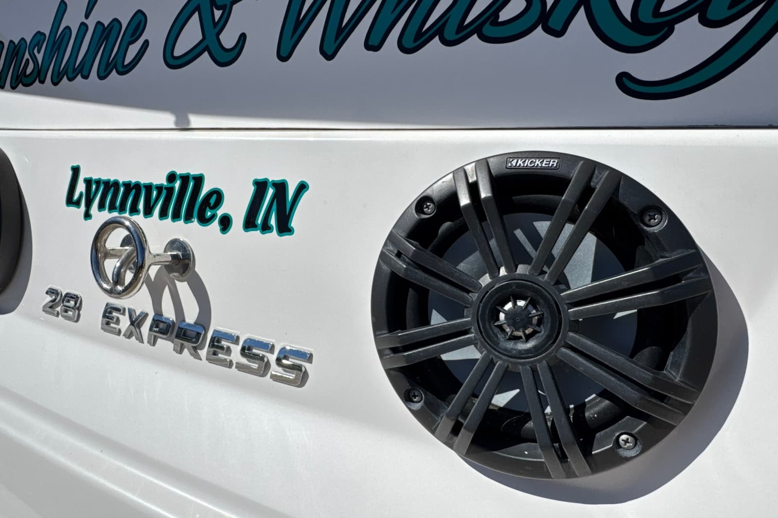 2017 Regal 28 Express - Photo 12