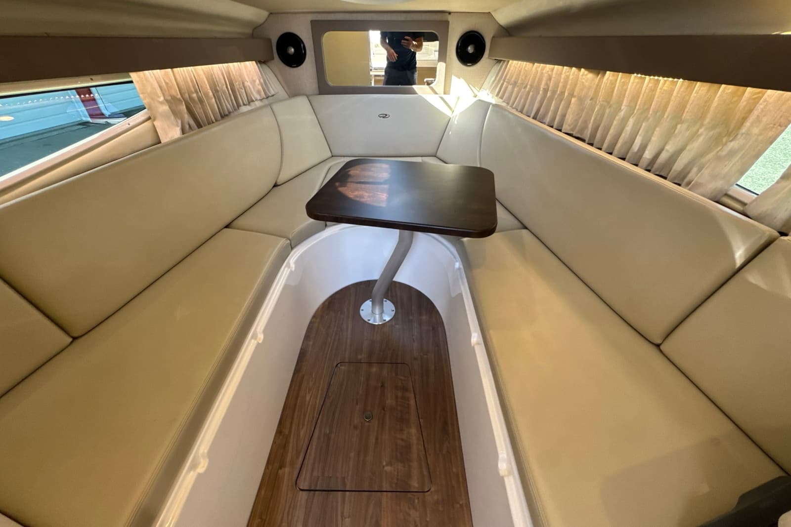 2017 Regal 28 Express - Photo 78