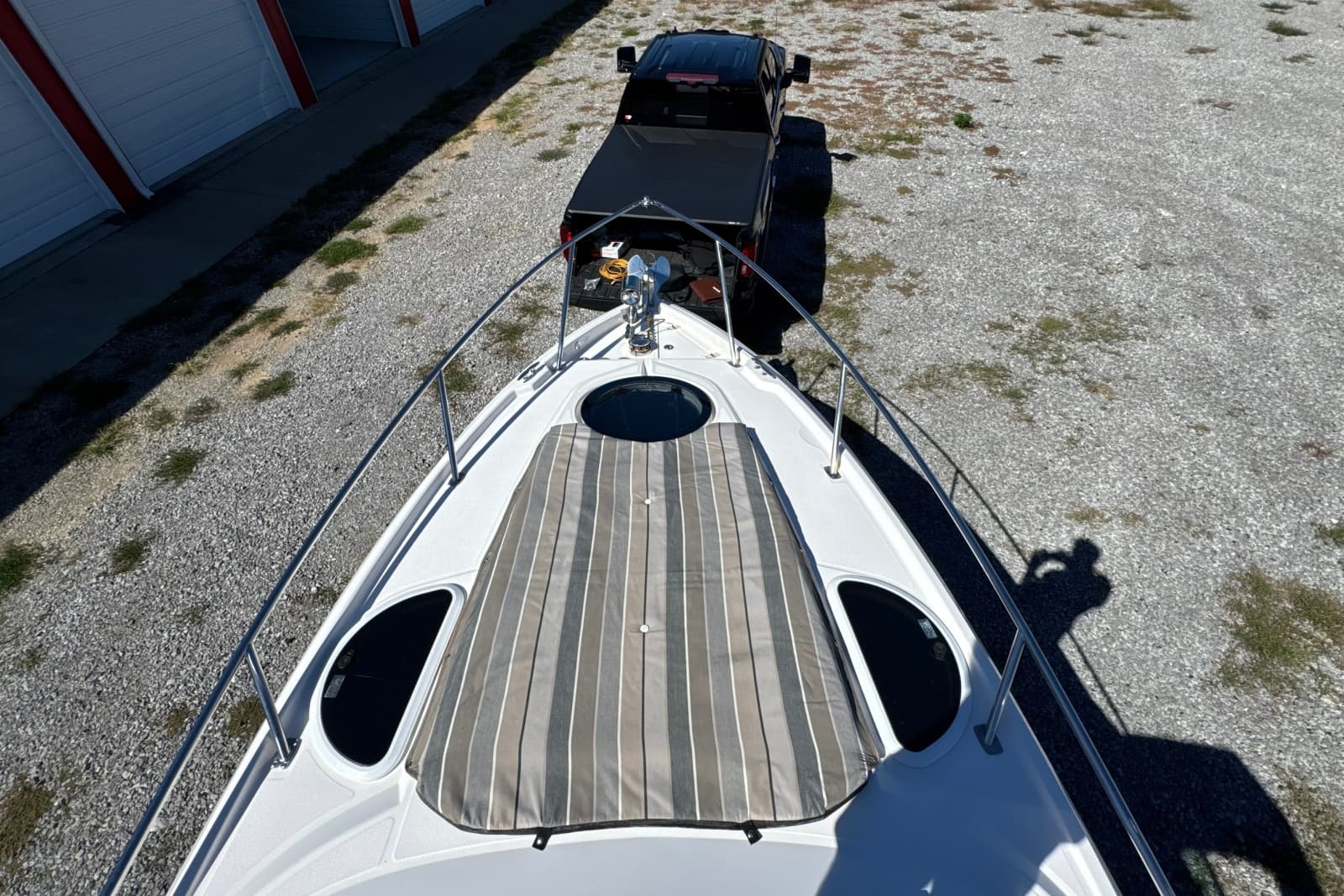 2017 Regal 28 Express - Photo 52