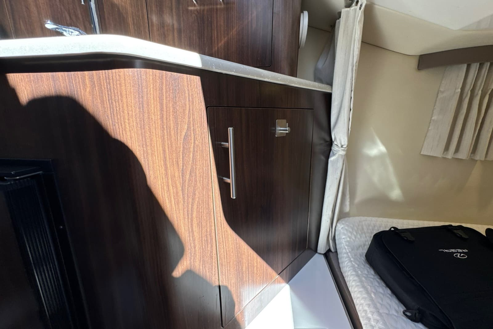 2017 Regal 28 Express - Photo 98