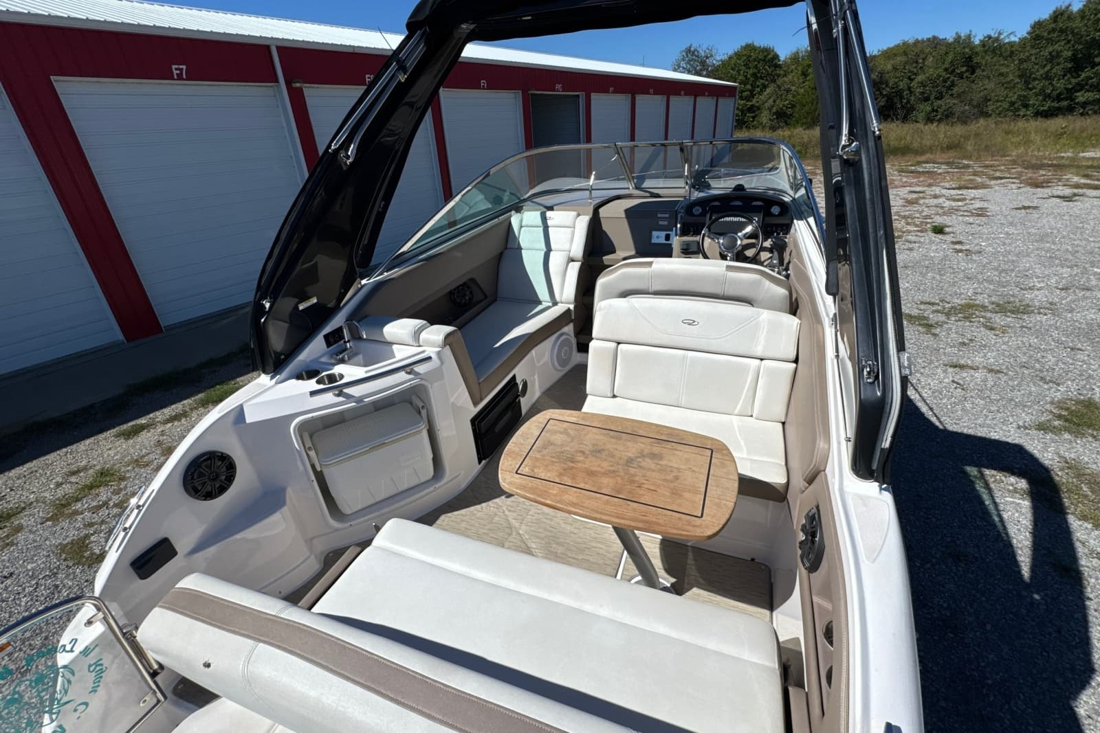 2017 Regal 28 Express - Photo 26