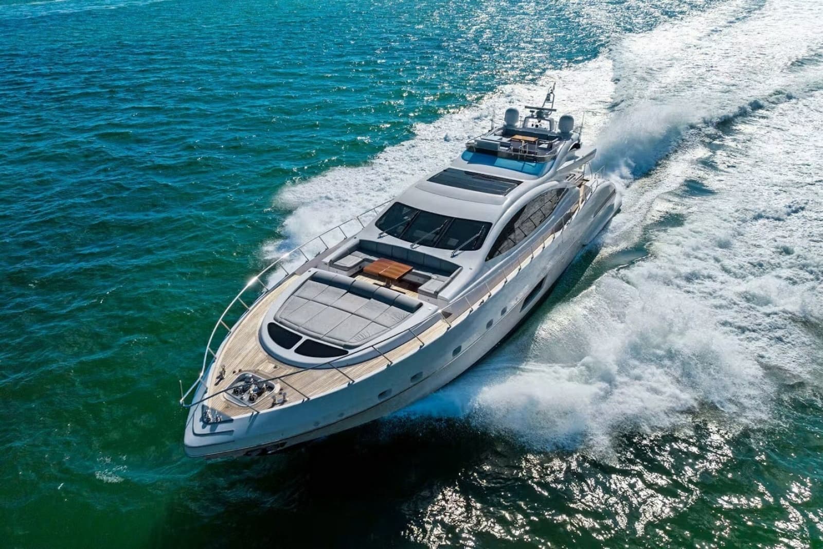 2016 Mangusta 94 - Photo 3