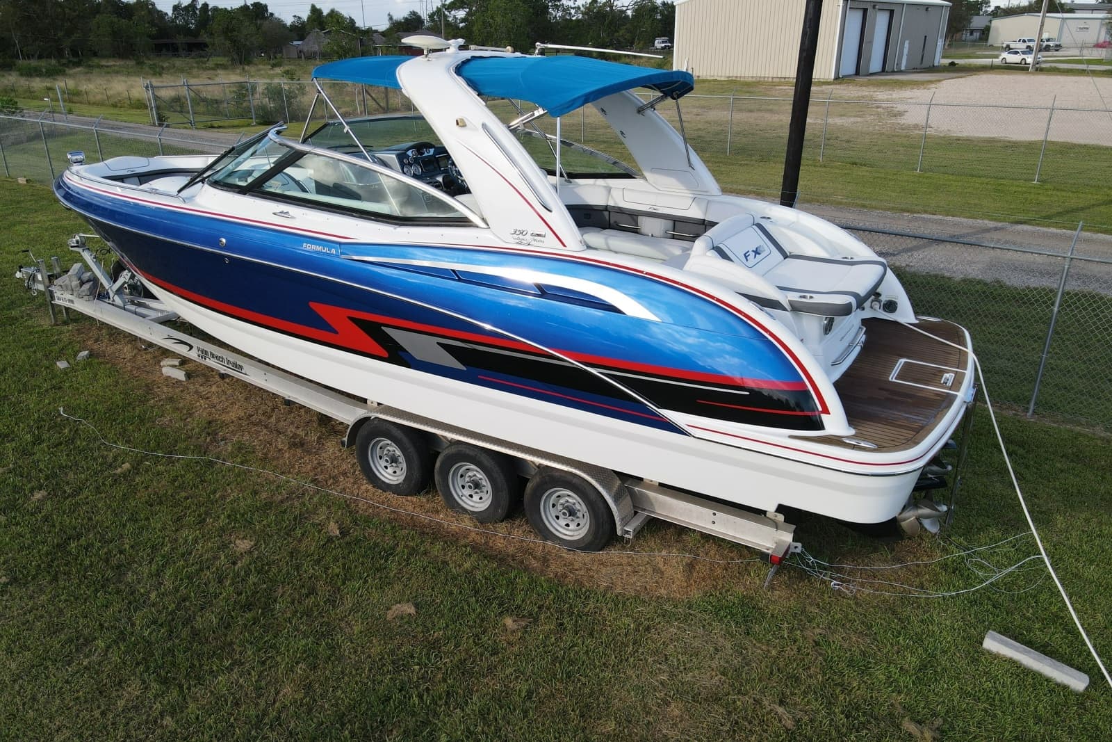 2015 Formula 350 FX Crossover Bowrider - Photo 16