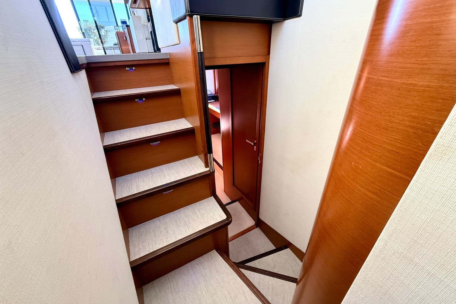 2014 Prestige 620 - Photo 35
