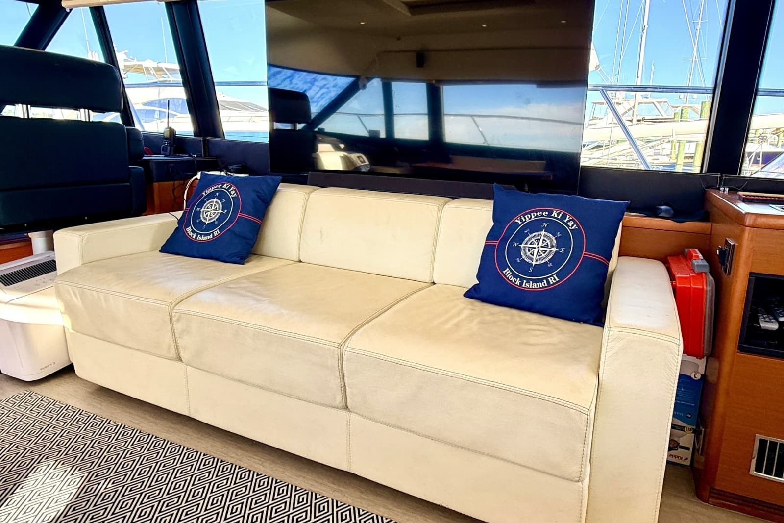 2014 Prestige 620 - Photo 27