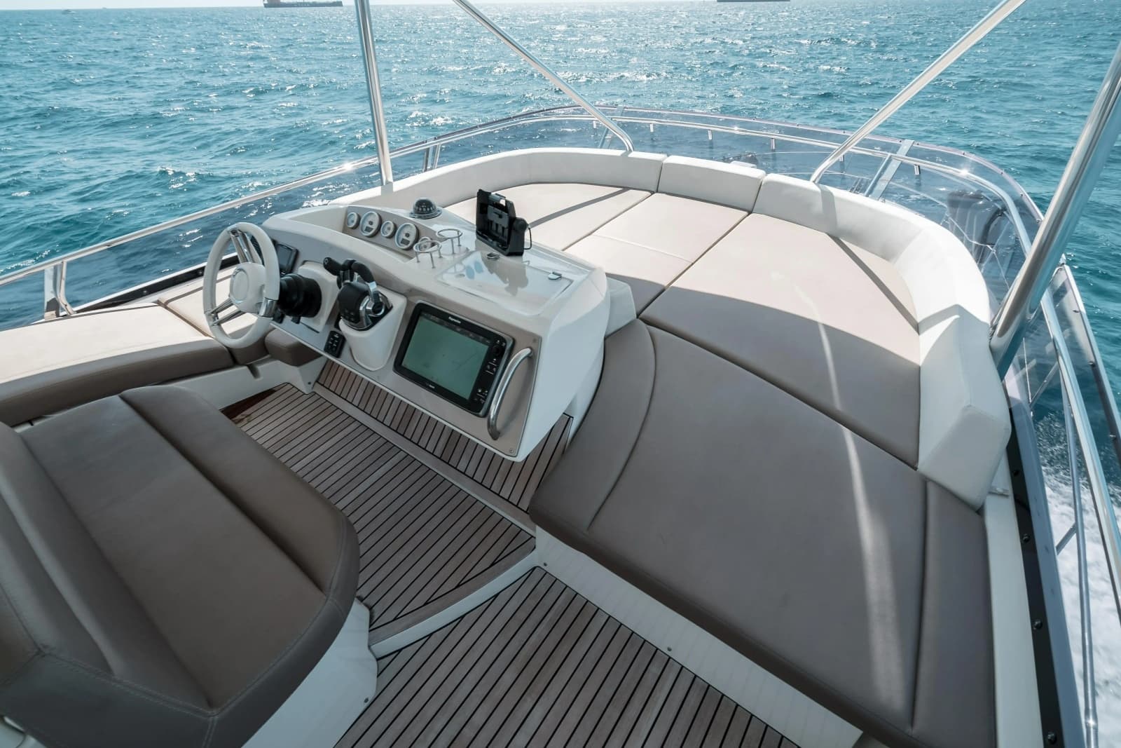 2014 Prestige 620 - Photo 16