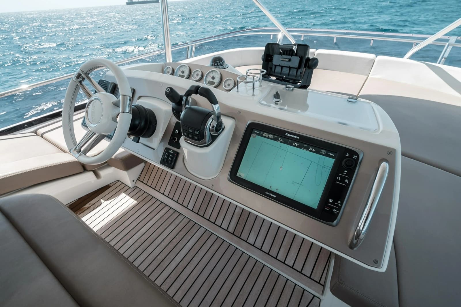 2014 Prestige 620 - Photo 14