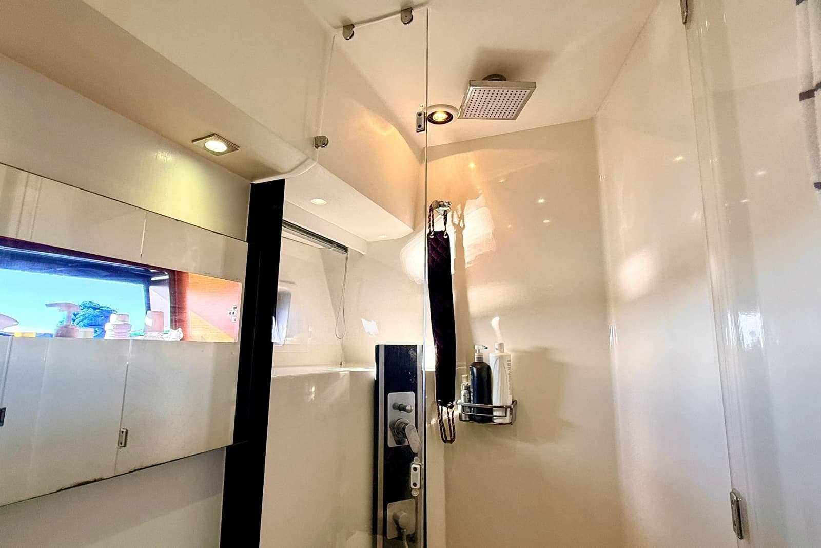 2014 Prestige 620 - Photo 44