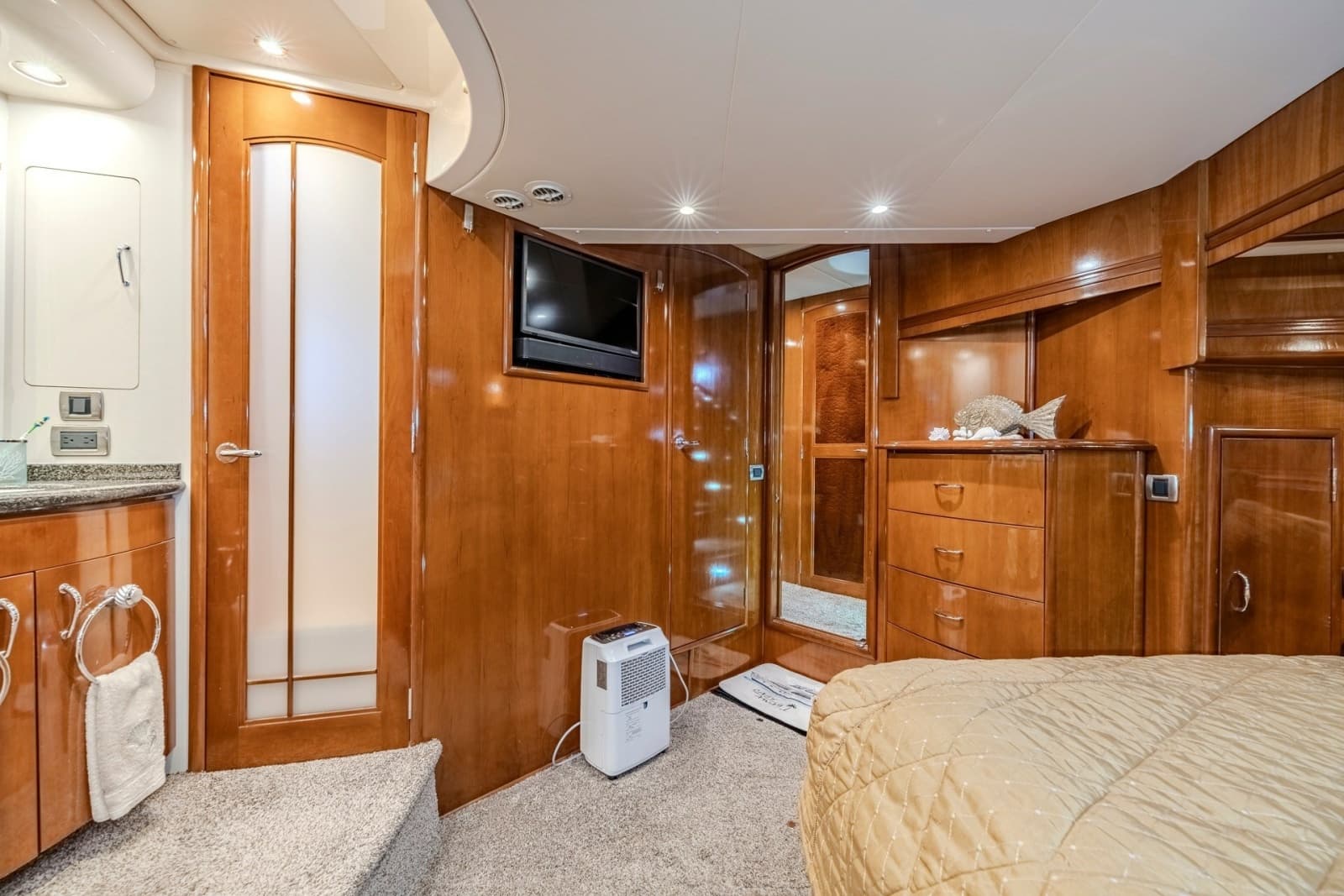 2006 Carver 56 Voyager - Photo 57