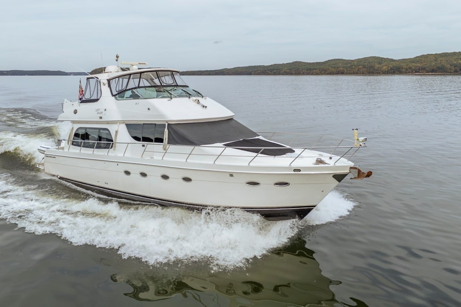 2006 Carver 56 Voyager - Photo 1