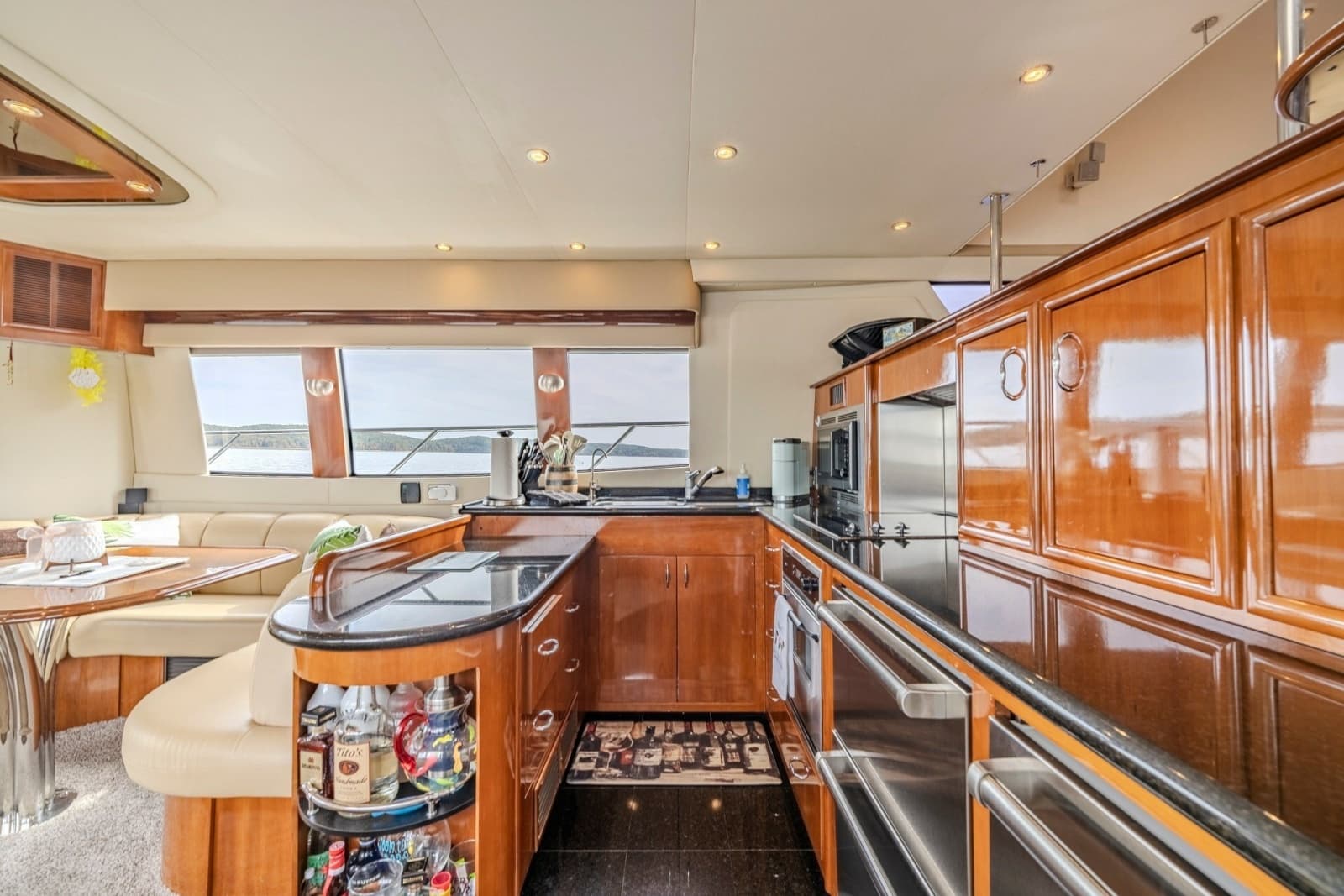 2006 Carver 56 Voyager - Photo 40