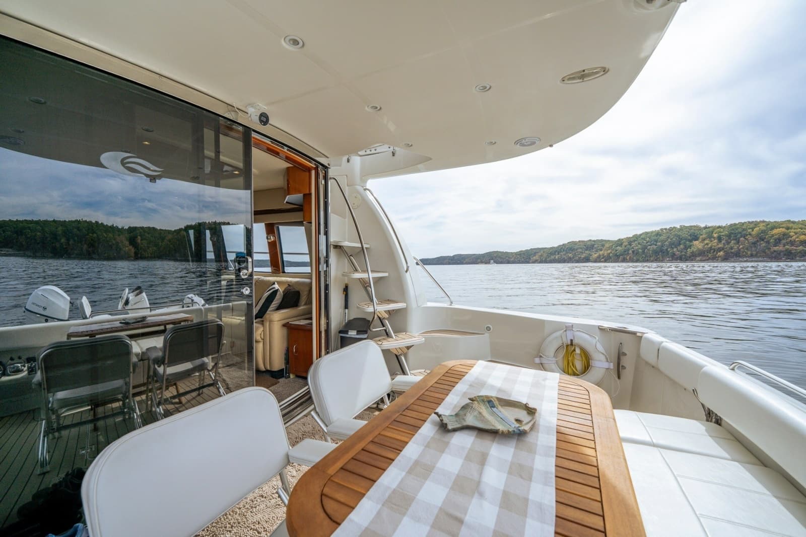 2006 Carver 56 Voyager - Photo 30