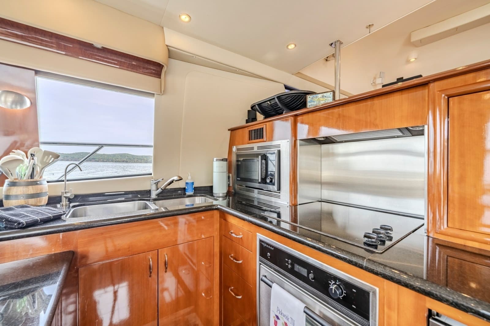2006 Carver 56 Voyager - Photo 39