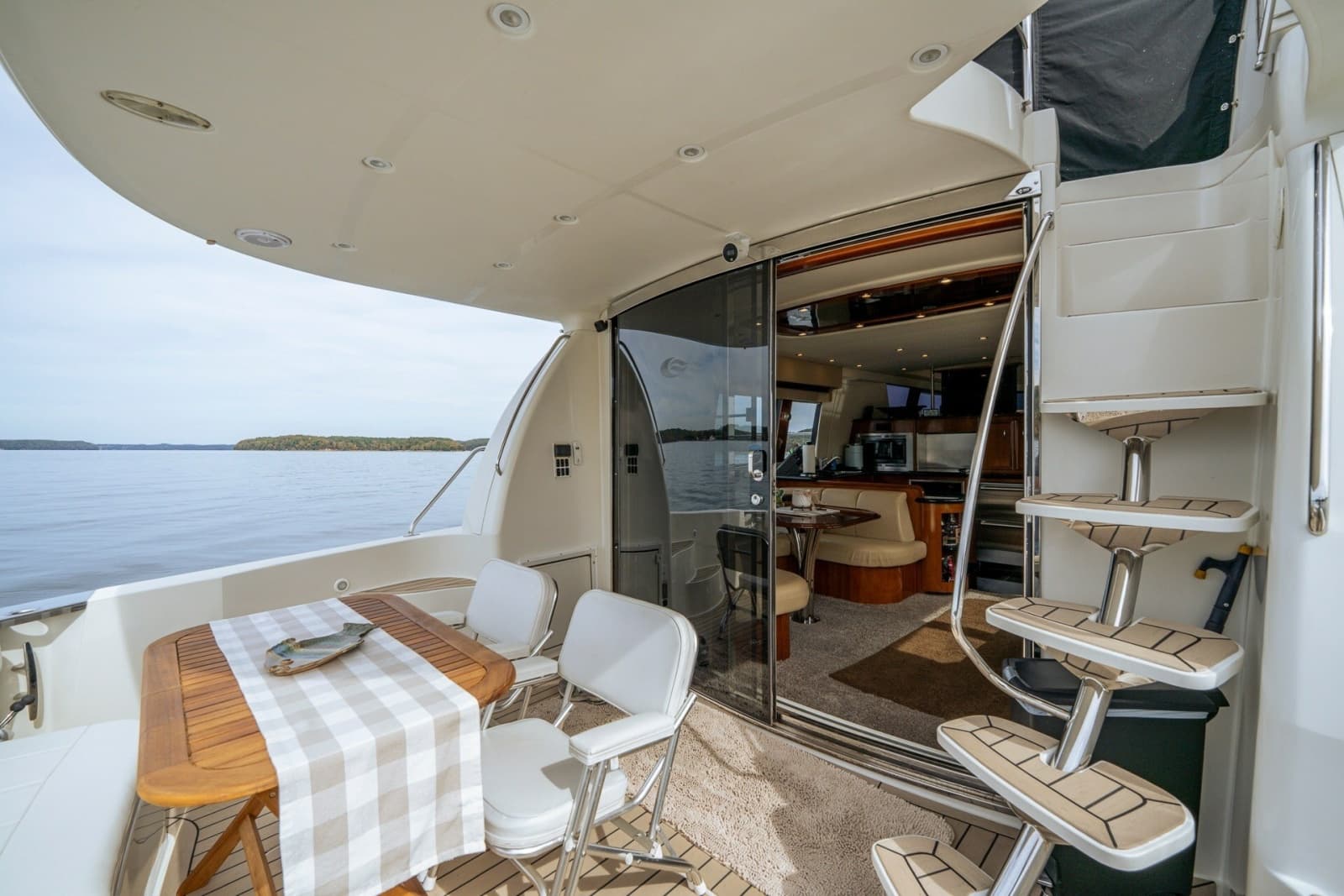 2006 Carver 56 Voyager - Photo 29