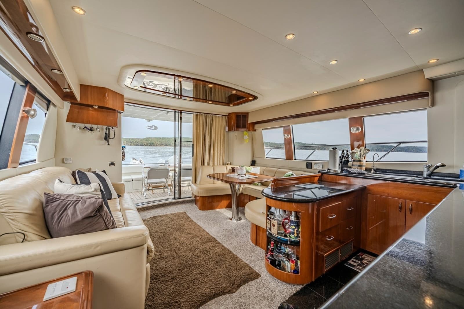 2006 Carver 56 Voyager - Photo 41