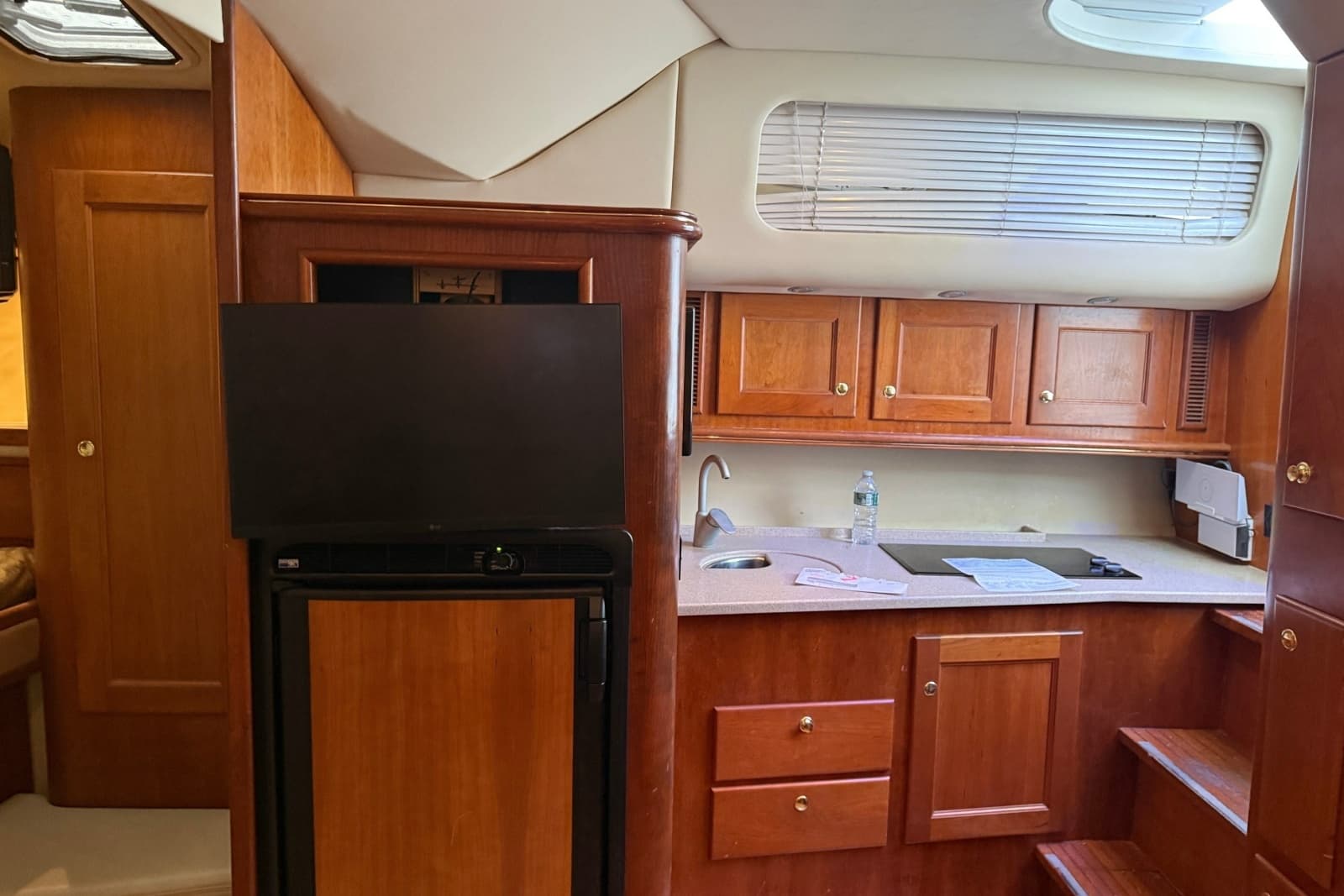 2006 Rampage 38 Express - Photo 14
