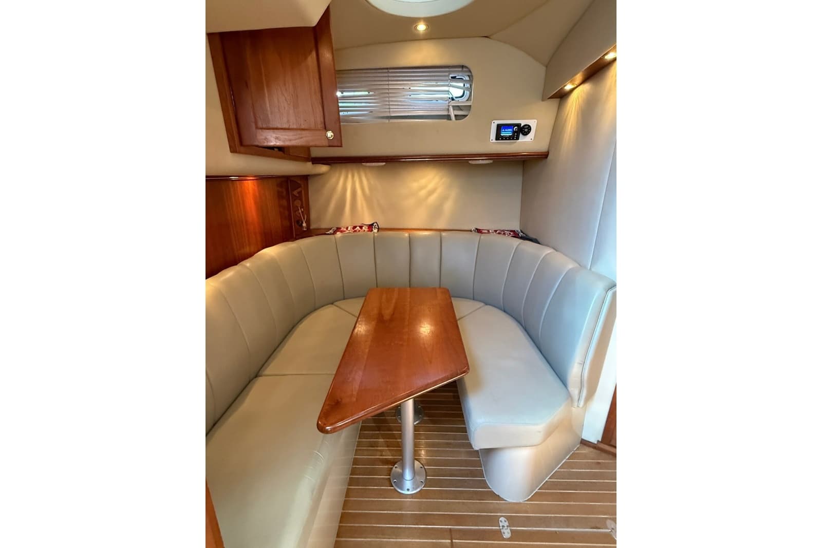 2006 Rampage 38 Express - Photo 15