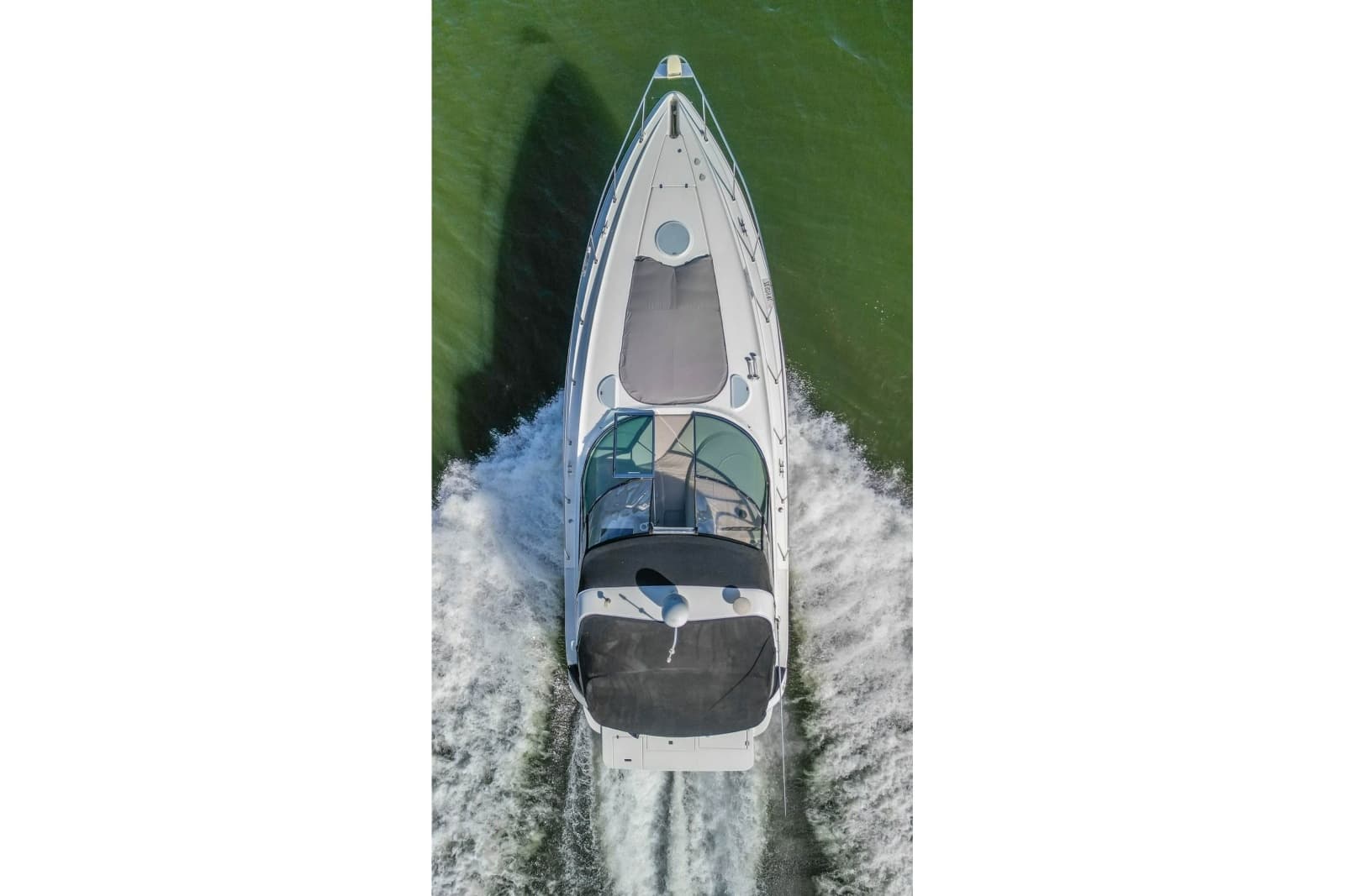 2005 Cruisers Yachts 370 Express - Photo 7