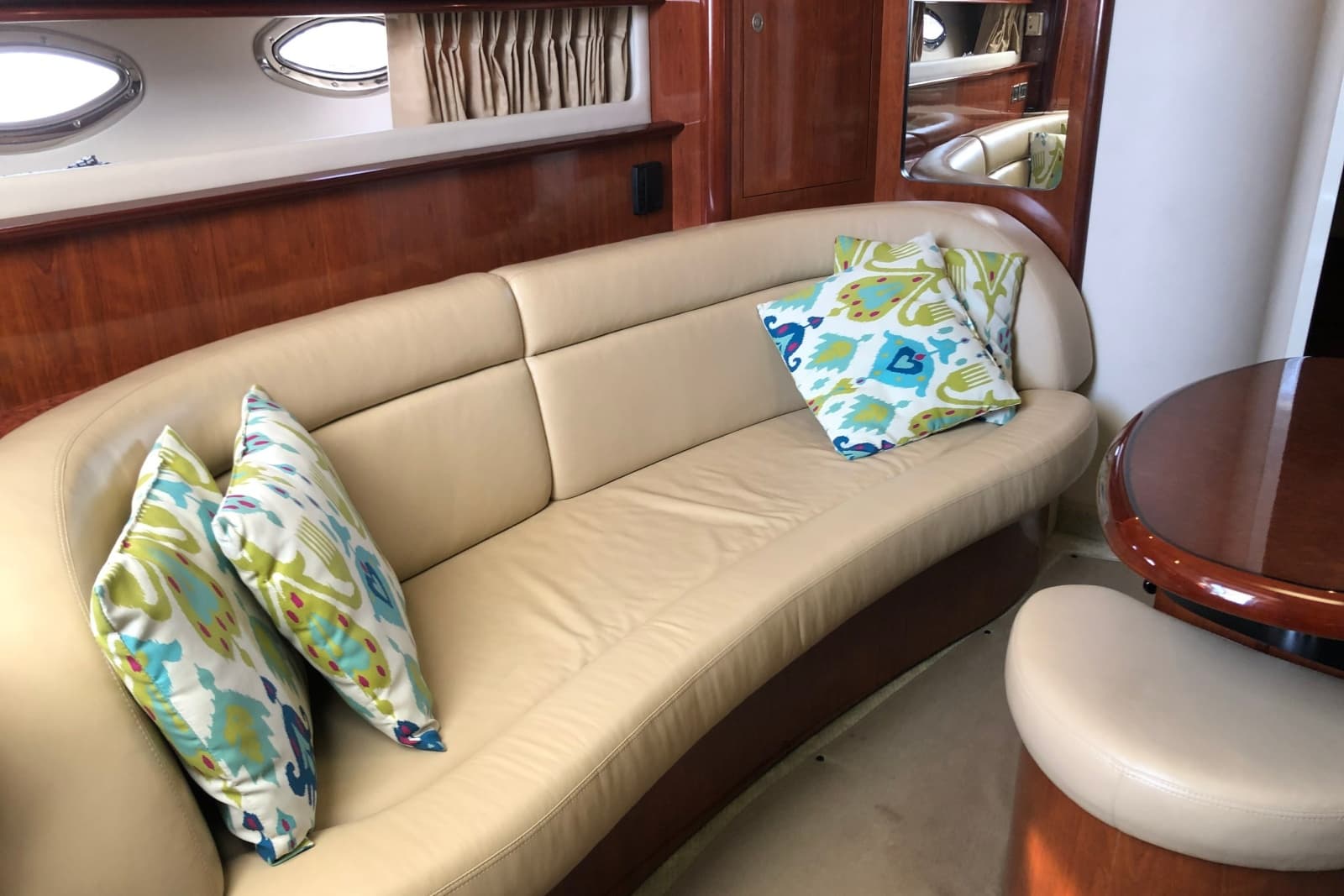 2004 Sea Ray 420 Sundancer - Photo 18
