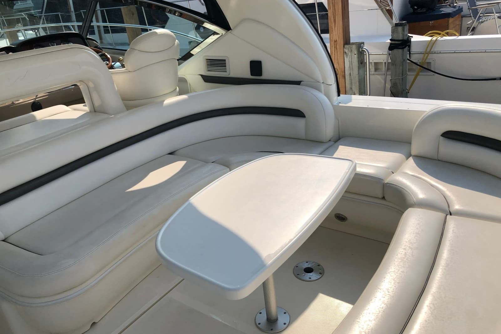 2004 Sea Ray 420 Sundancer - Photo 13
