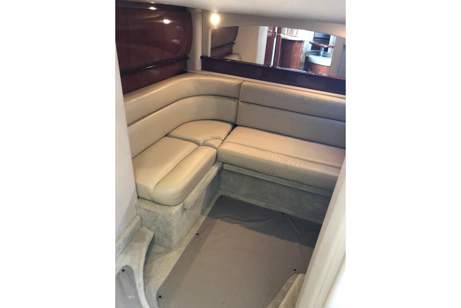 2004 Sea Ray 420 Sundancer - Photo 21