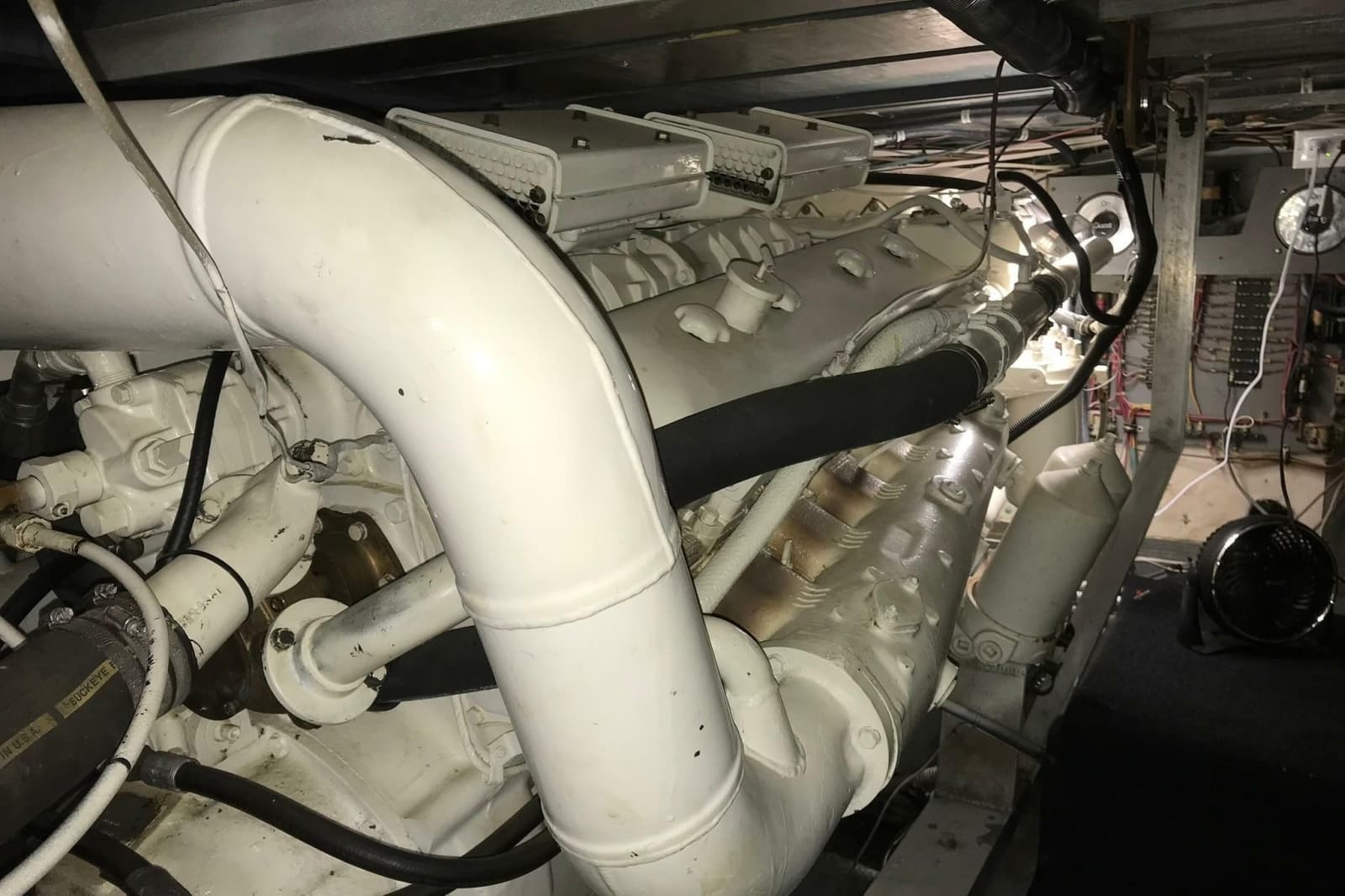 1976 Hatteras 53 Convertible - Photo 30
