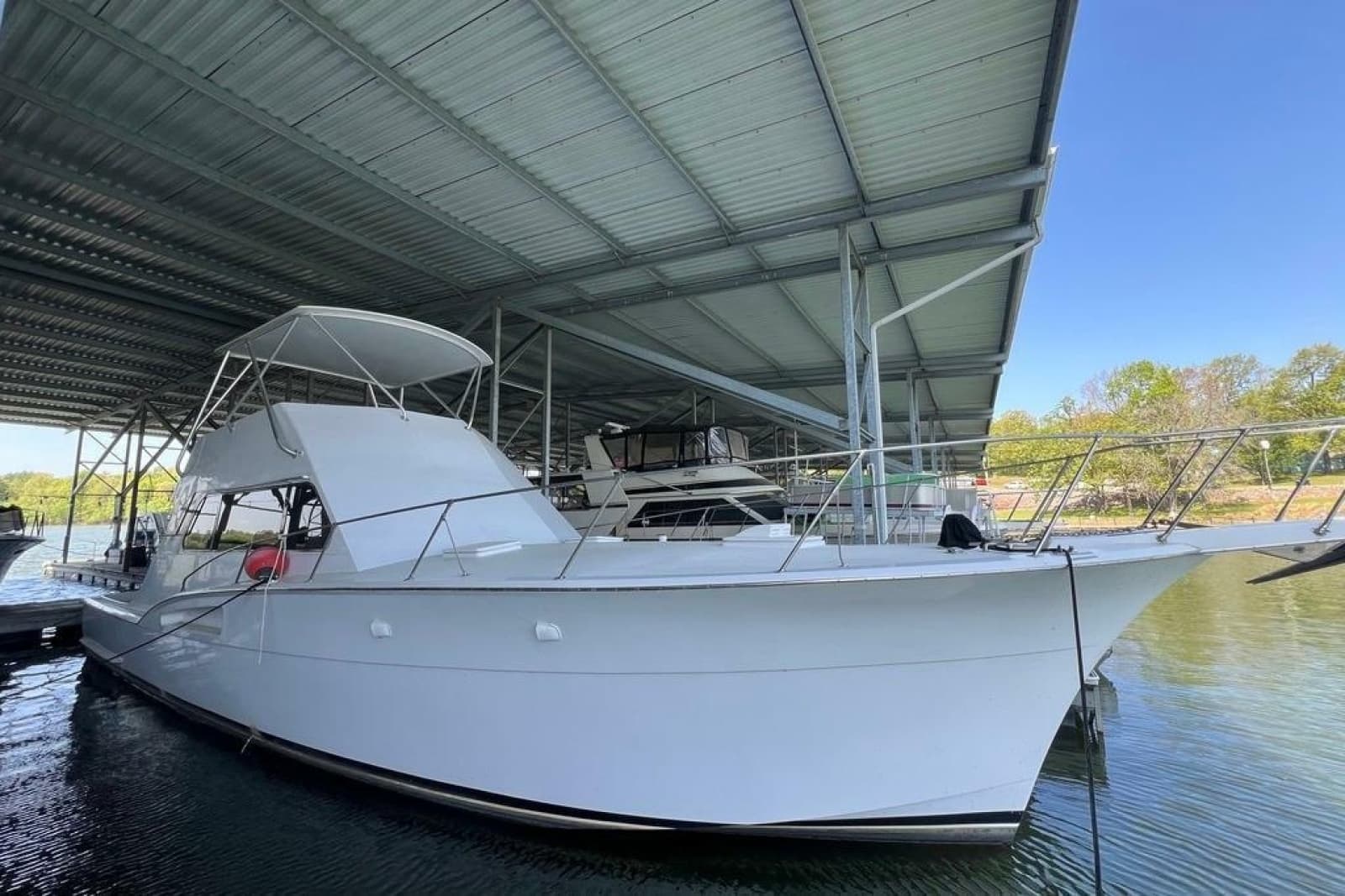 1976 Hatteras 53 Convertible - Photo 13