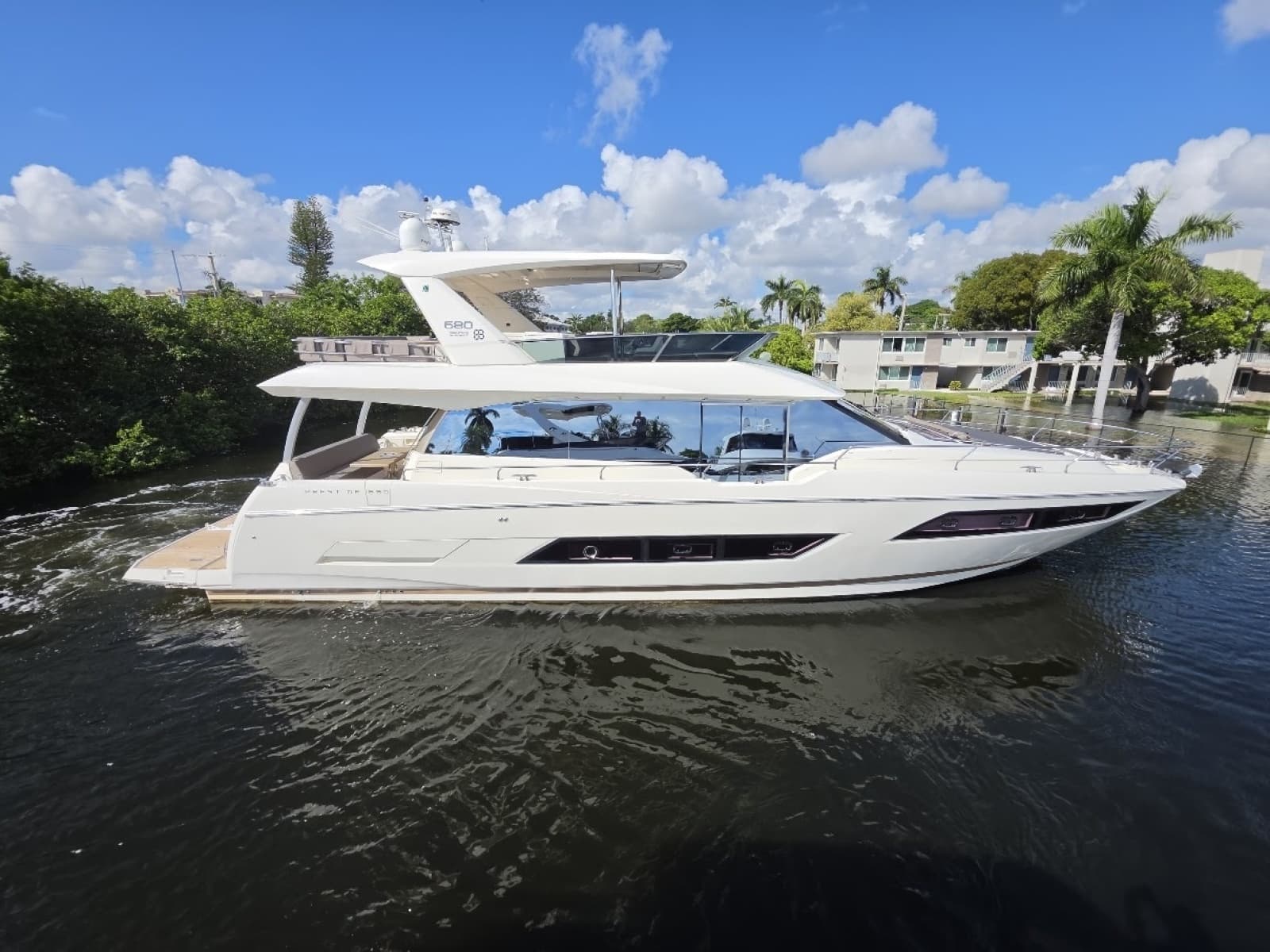 2018 Prestige 680 Flybridge - Photo 5
