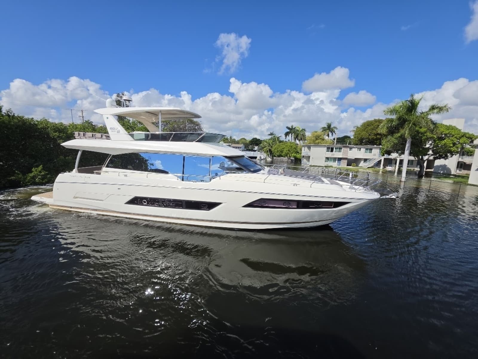 2018 Prestige 680 Flybridge - Photo 4
