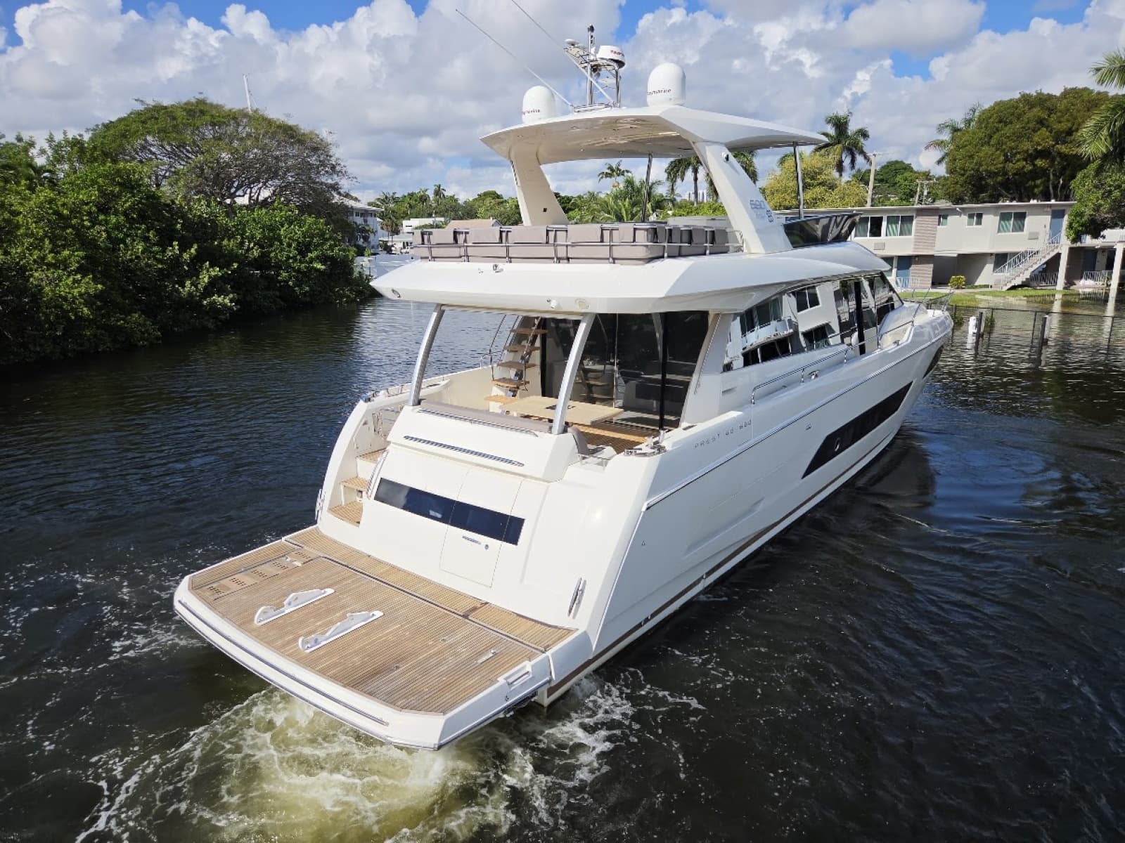 2018 Prestige 680 Flybridge - Photo 6