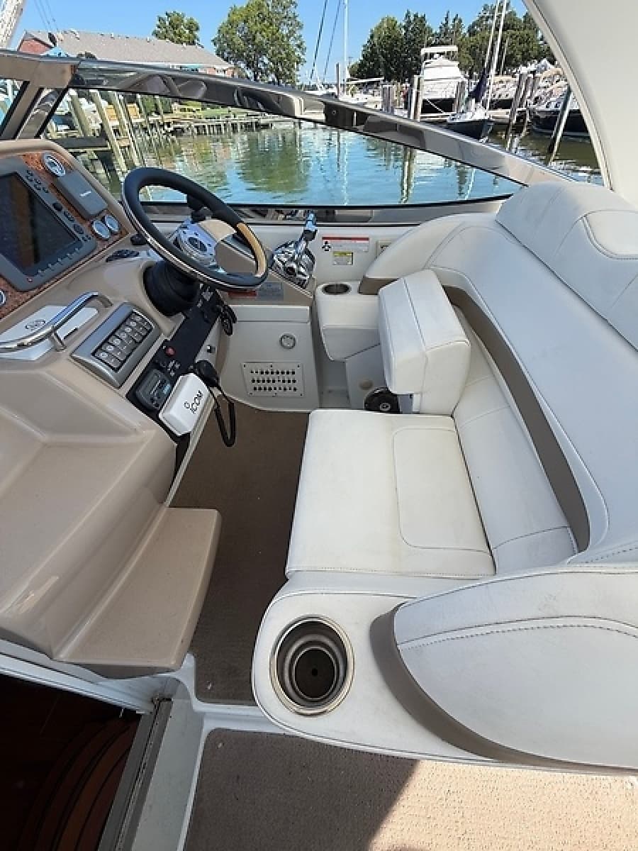 2009 Formula 34 Performance Cruiser - Photo 10