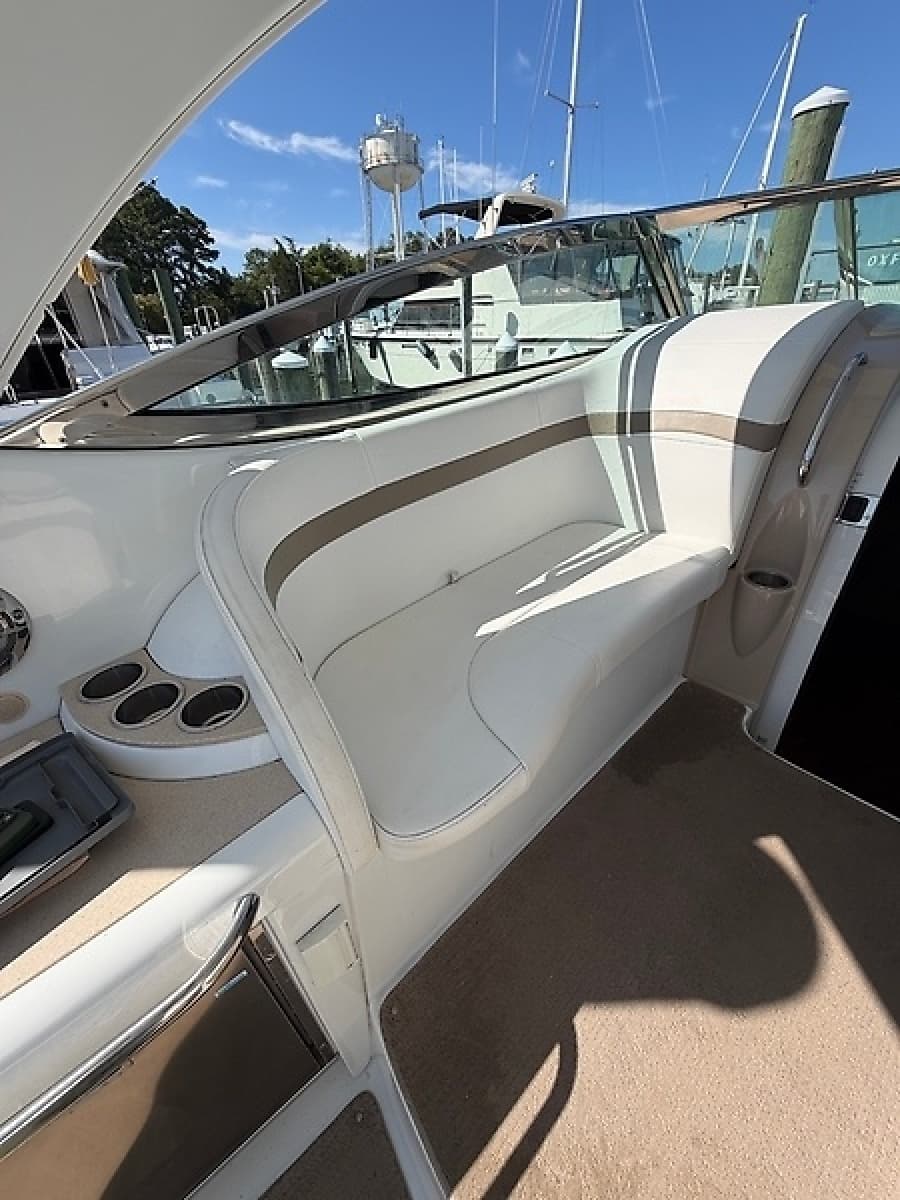 2009 Formula 34 Performance Cruiser - Photo 8