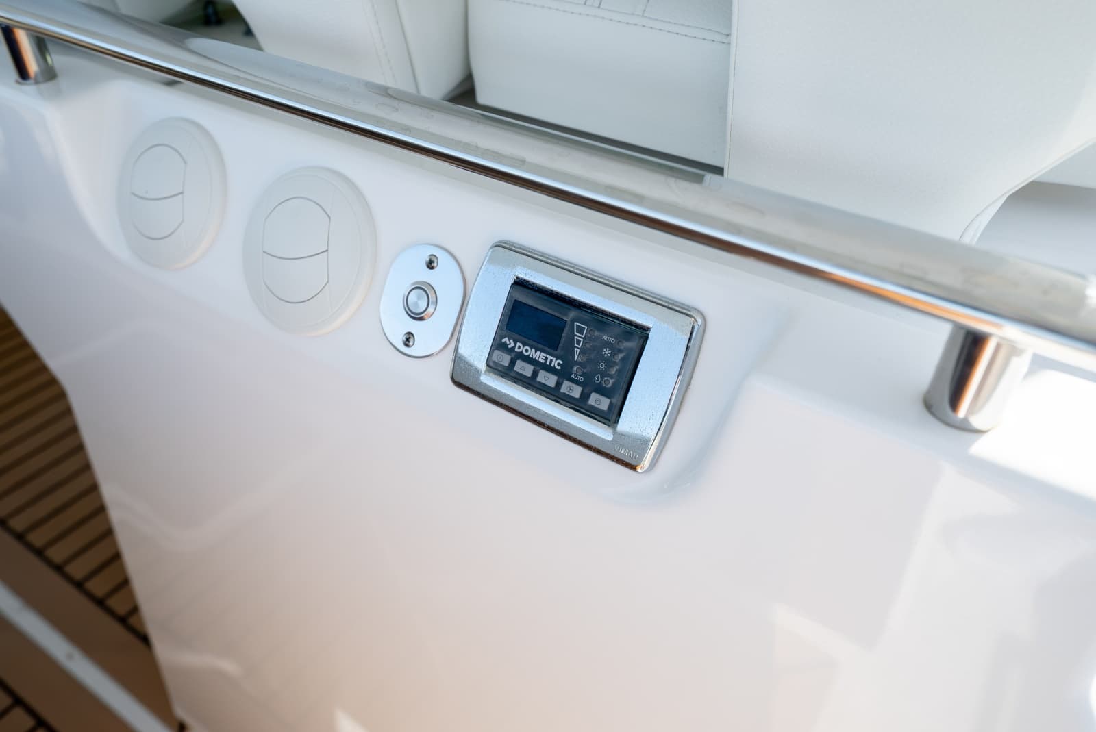 2023 Tiara Yachts 43 LS - Photo 26