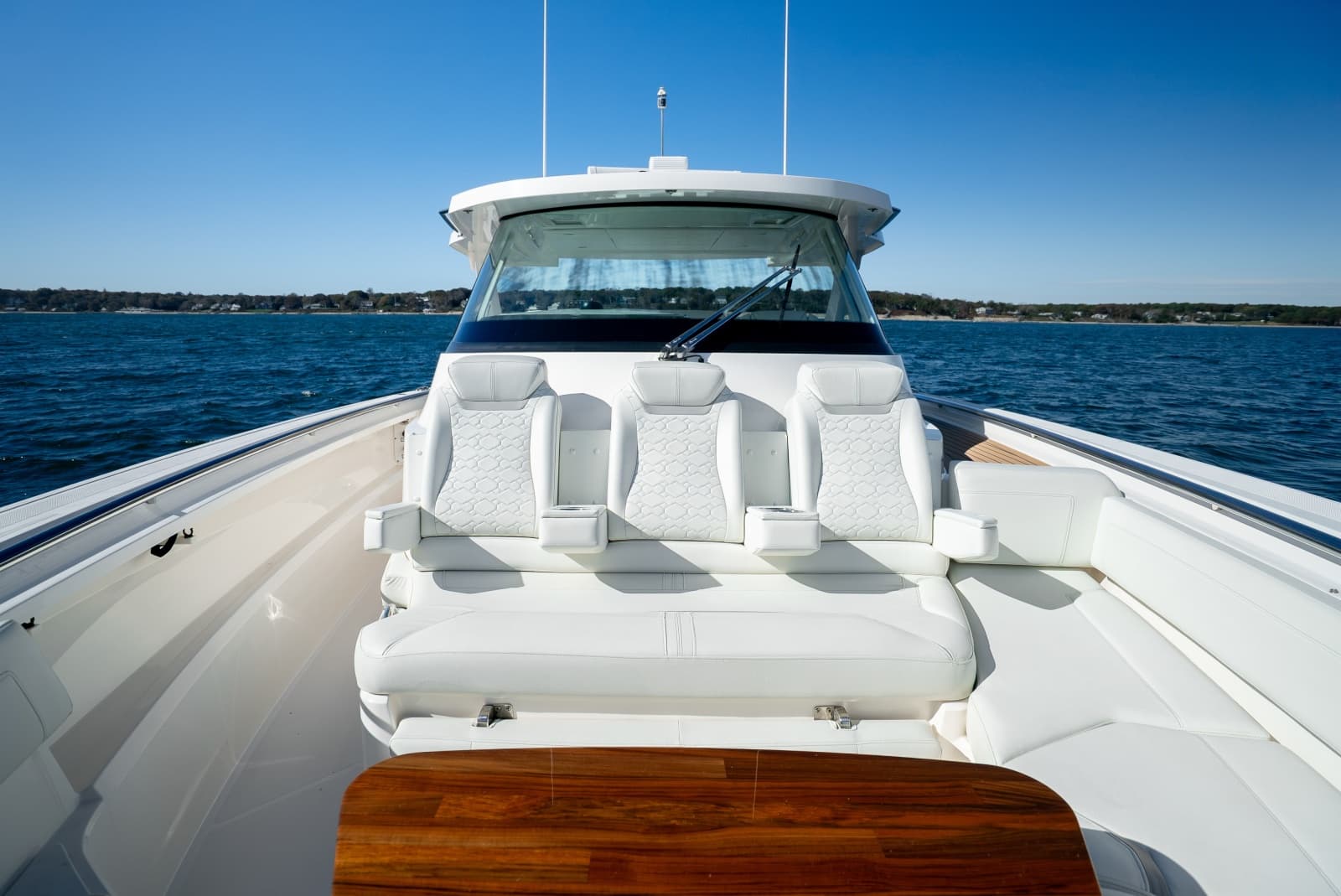 2023 Tiara Yachts 43 LS - Photo 35