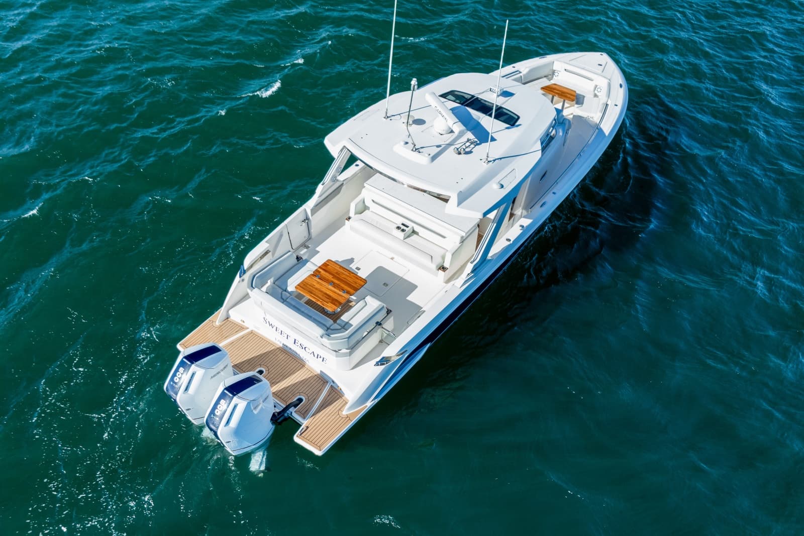 2023 Tiara Yachts 43 LS - Photo 11